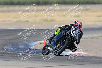 media/Aug-19-2022-TrackDaz (Fri) [[a0110a8595]]/Club Race/10am (Outside Grapevine)/